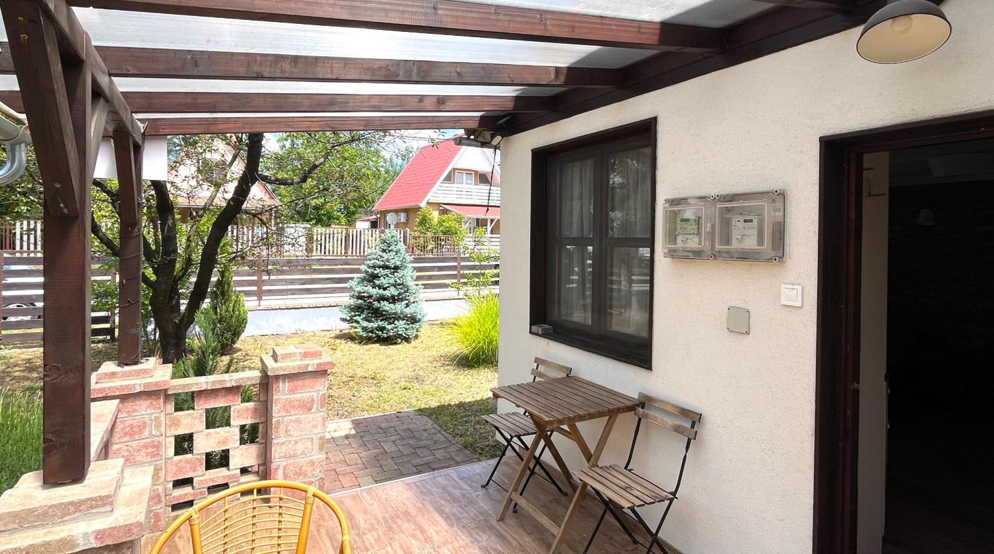 Aranypart Apartmanhazak Tiszakecske Exterior photo